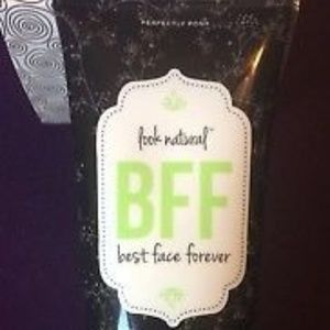 Perfectly Posh BFF Exfoliating Daily Face Wash